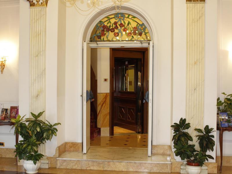 The Major Hotell 4*